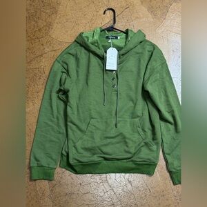 NWT LILLUSORY Women's Long Sleeve Casual Pullover Hoodie Size Small